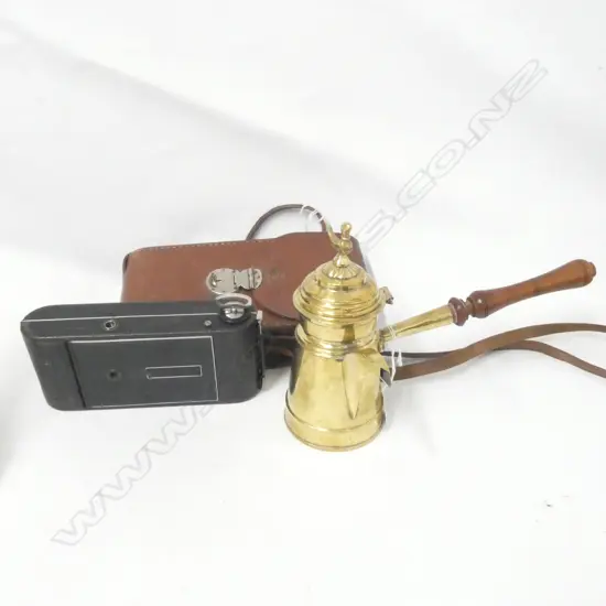 OLD AGFA FOLDING CAMERA IN LEATHER CASE & BRASS TURKISH COFFEE POT H. 180MM