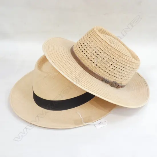 2 HATS; GENUINE PANAMA & AKUBRA 'BYRON'