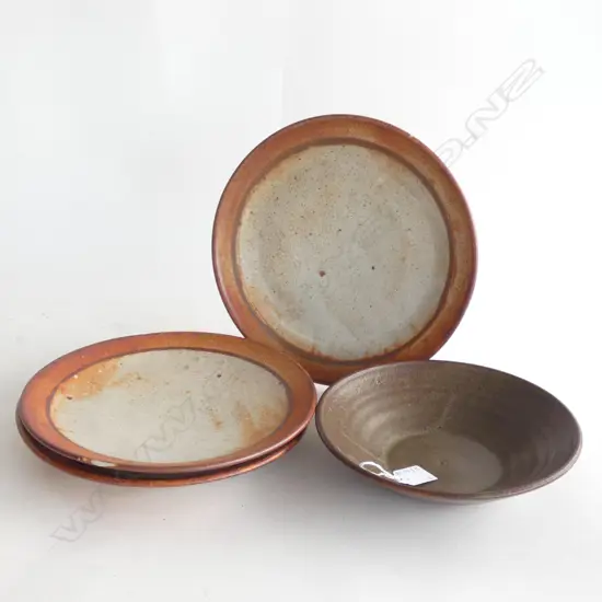 3 SHINO GLAZE PLATES 255mm dia (2 w. CHIPS) + BOWL 