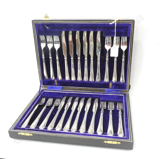 CASED 12 PLACE EP FRUIT SET