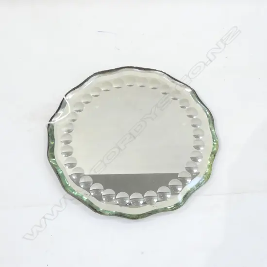 SM BEVELLED GLASS MIRROR C1800'S DIA 220MM