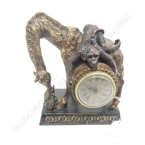 GIRAFFE & MONKEY MANTLE CLOCK H. 200 L 155MM