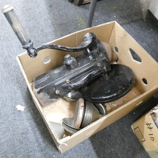 BOX LOT ASST. BLACK METAL MACHINE ETC