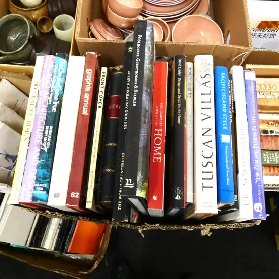 BOX LOT BOOKS; ARCHITECTURE INTEREST