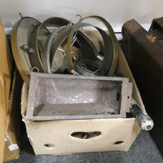 BOX LOT ASST. VINTAGE LIGHT FITTINGS