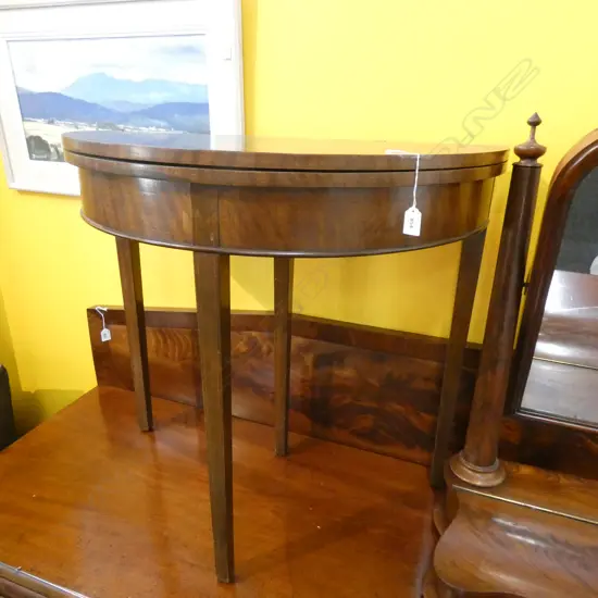 MAHOGANY VENEER DEMILUNE / CARD TABLE H.735mm