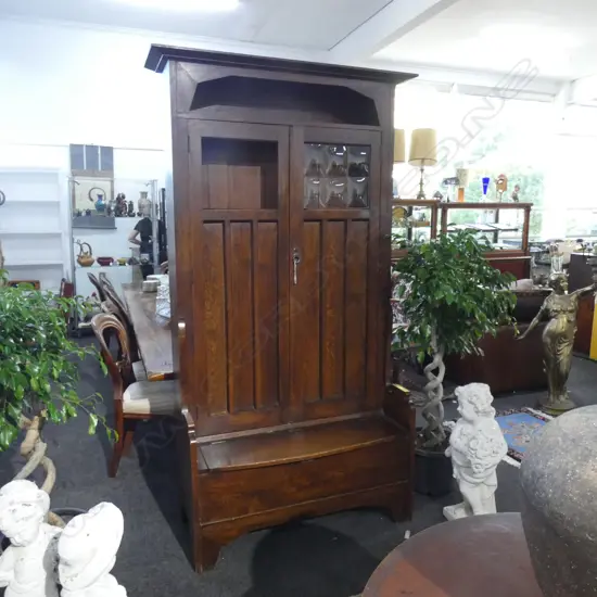 LG OAK HALL STAND WITH SEAT 520 X 1200MM 1 LEADLIGHT PANEL MISSING