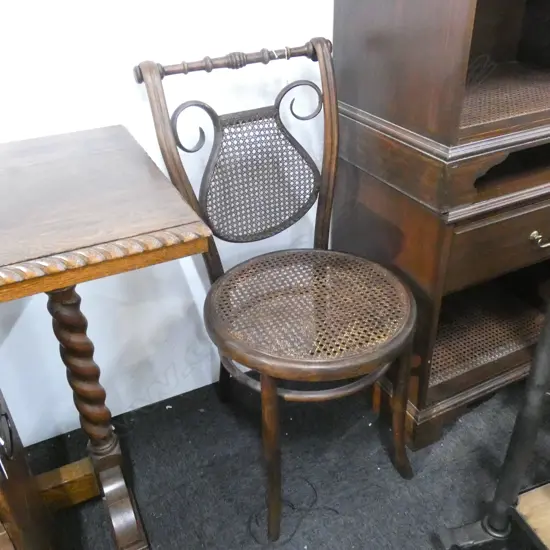 LYRE BACK BENTWOOD CHAIR