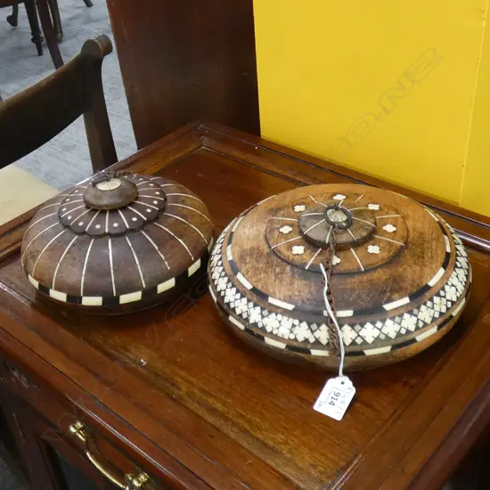 PR INLAID WOODEN DECORATIVE PIECES 250mm dia