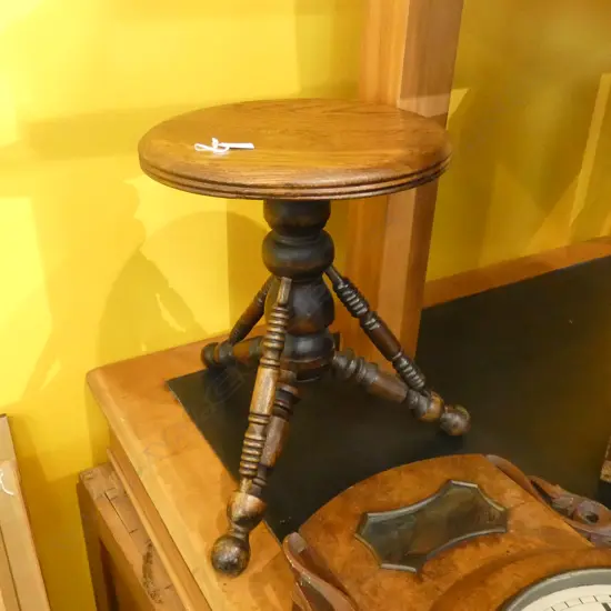 OAK PIANO STOOL DIA 350MM