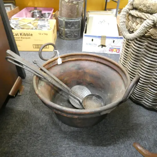 LARGE VINTAGE COPPER BUCKET w. 3 SPOONS 445mm dia