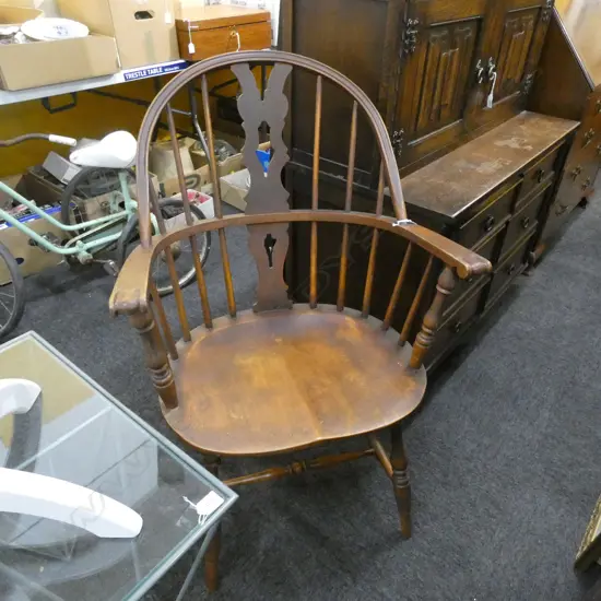 WOODEN SPINDLE CHAIR