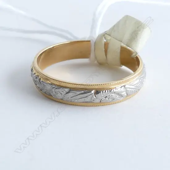 18CT & ENGRAVED PALLADIUM BAND RING NEW OLD STOCK 3.08gms