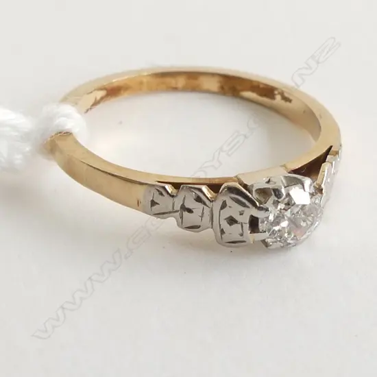 (86) 18CT GOLD & OLD CUT DIAMOND 0.20CT RING