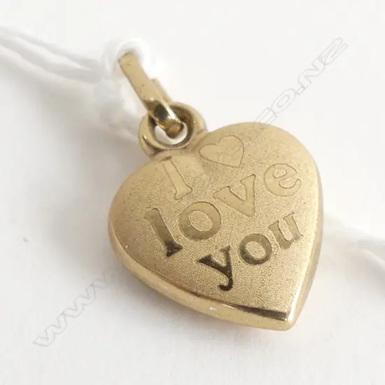 (77) 9CT HEART PENDANT CHARM 0.7gm