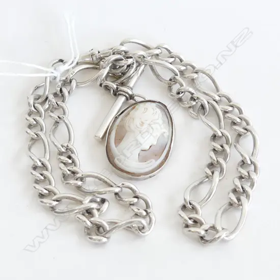 SILVER ALBERT CHAIN W T-BAR & CAMEO