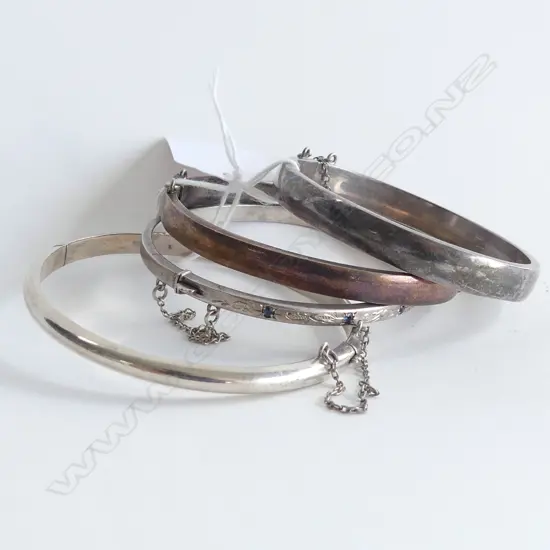 4 925 SILVER BANGLES 40 GRAMS (1 AF)