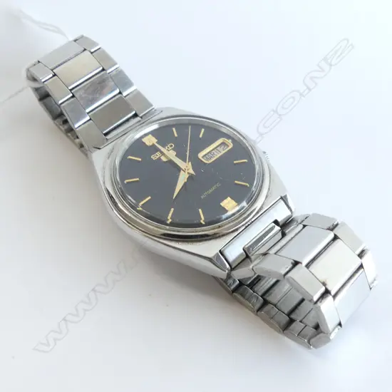 SEIKO GENTS AUTO WATCH C1970'S BLACK DIAL