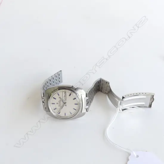 BULOVA ACCUTRON GENTS STAINLESS STEEL WATCH NO BACK OR BATTERY