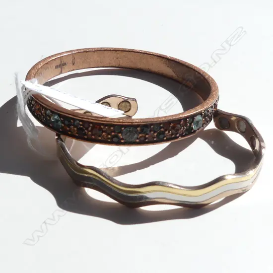 COPPER BANGLE WITH STONE EMBELLISHMENTS + COPPER GOLD, SILVER & BRONZE WAVE HALF BANGLE