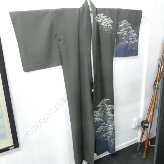 ORIENTAL GREEN KIMONO 