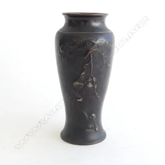 OLD JAPANESE BRONZE VASE W MONKEYS H.185mm
