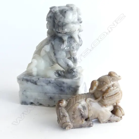 2 CHINESE CARVED ALABASTER FU DOGS H.180mm