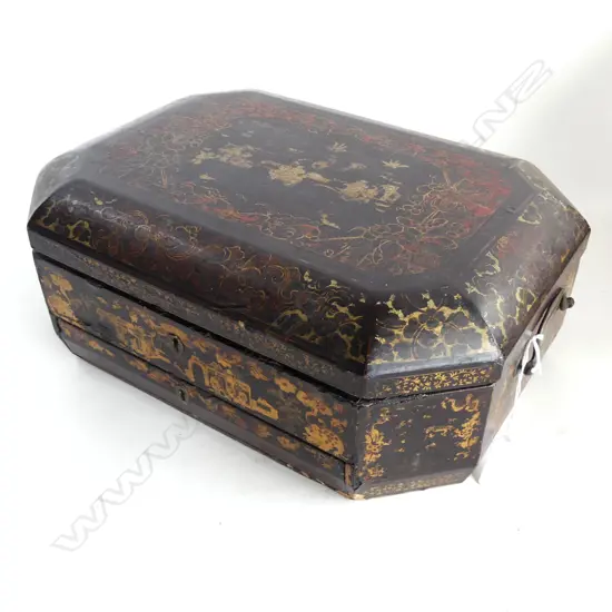 19th CENTURY CHINESE BLACK LAQUER WORKBOX, GILDED, SOME FAULTS