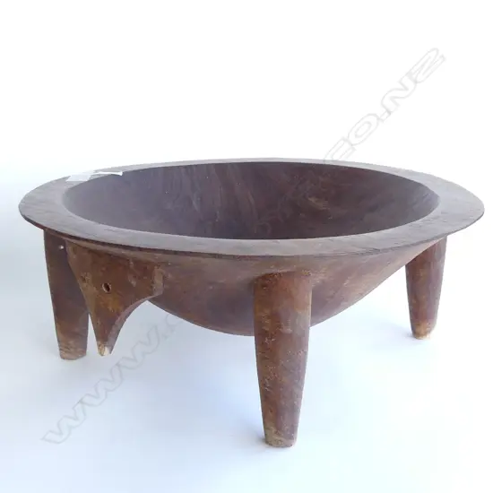 CARVED WOODEN KAVA BOWL 465mm dia