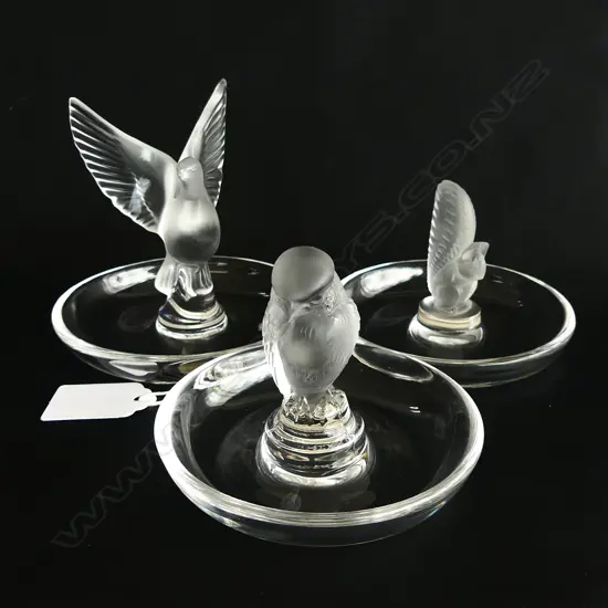 3 x LALIQUE RING? DISHES D. 105mm