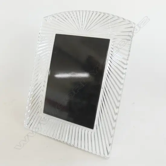 WATERFORD CRYSTAL PICTURE FRAME H. 275mm x W. 215mm