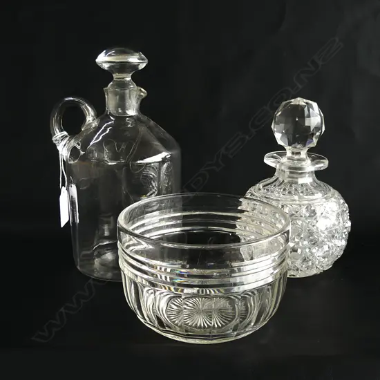 CRYSTAL 'SCOTCH' DECANTER, FINGER BOWL 120mm dia, PERFUME BOTTLE 