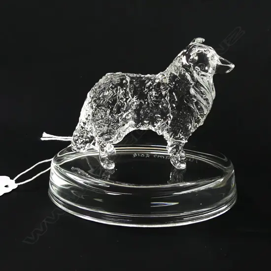 ROUGH COAT COLLIE DOG GLASS STATUETTE - SIGNED & DATED 'NEIL HARRIS 2016'