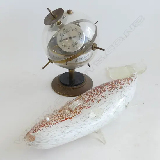 2 ITEMS GLASS MURANO FISH & SPUTNIK BAROMETER