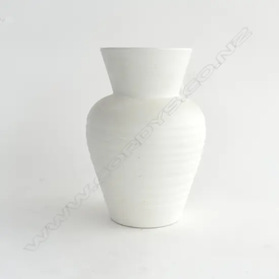 CROWN LYNN VASE #.2070. H. 250mm