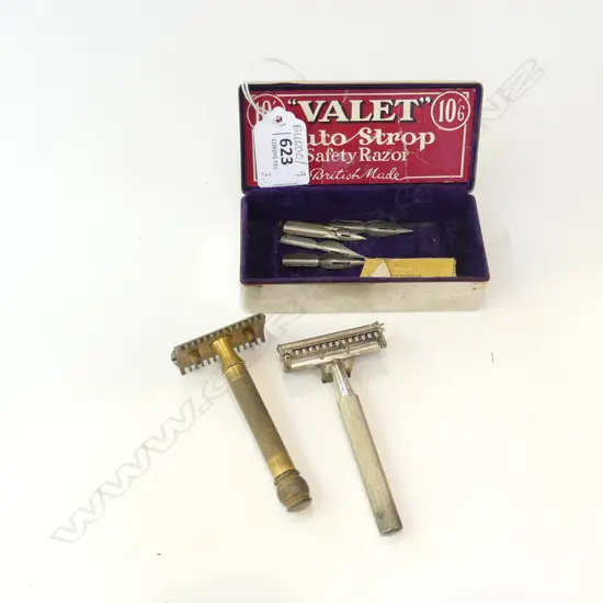 GRIFFINS TIN, ORIG. BOXED NUGGET SET  & RAZOR SET