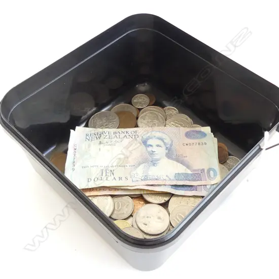 LOT ASST COINAGE AND BANKNOTES