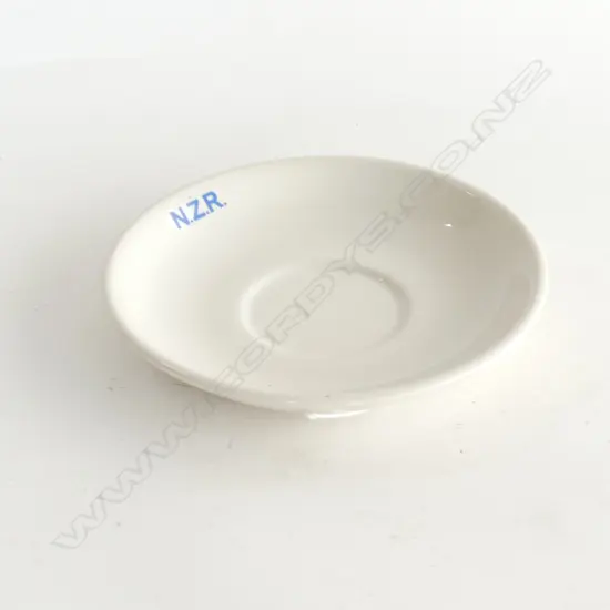 CROWN LYNN N.Z.R SAUCER 145mm dia
