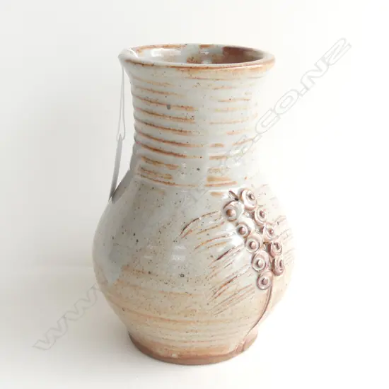 PETER STICHBURY SHINO OVOID INCISED VASE H.170mm