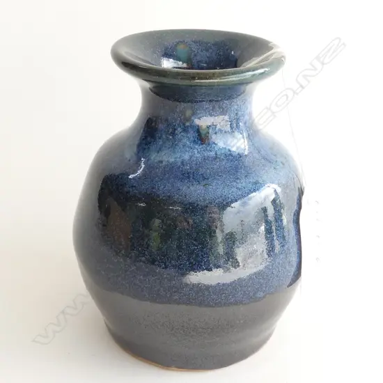 PETER STICHBURY CHUN OVER TENMOKU BALUSTER VASE H.110mm