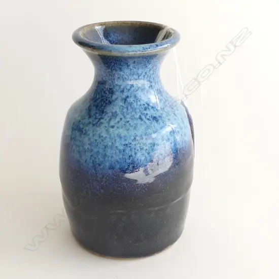 PETER STICHBURY CHUN OVER TENMOKU MALLET BODIED VASE H.135mm