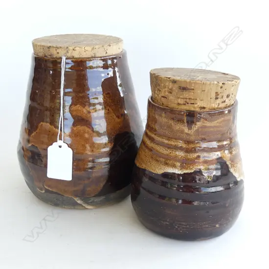 2 POTTERY CANISTERS WITH CORK STOPPERS H. 170 & 140MM