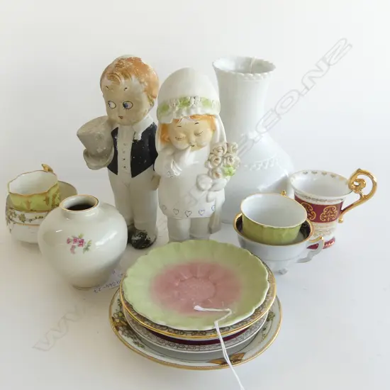 2 GERMAN PORCELAIN VASES (LARG. H 165MM), 4 SM ASST C&S'S + PR VINTAGE BISQUE WEDDING CAKE TOPPERS H 170MM