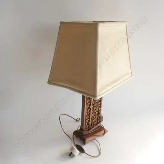LAMP w ABACUS AS BASE H.500mm