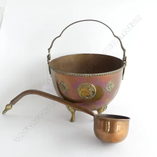 VINTAGE COPPER BOWL, BRASS SWING HANDLE, FEET & EMBELLISHMENTS DIA 170MM + COPPER LADLE L 315MM