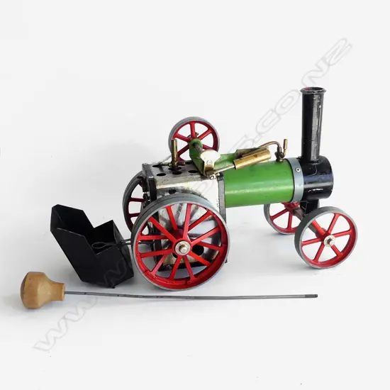 MAMOD TRACTION ENGINE BOXED