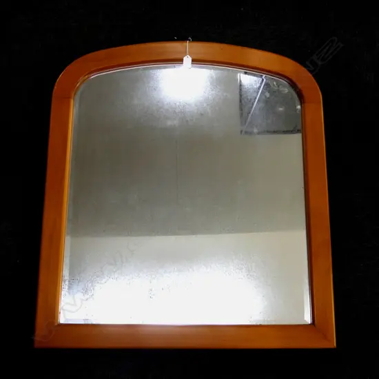 RIMU MIRROR 890x800mm