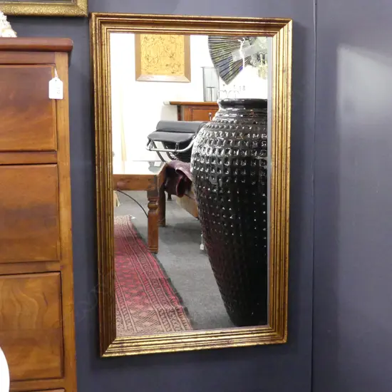 GILT FRAME MIRROR 890x525mm