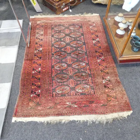 HAND KNOTTED ALL WOOL RUG 