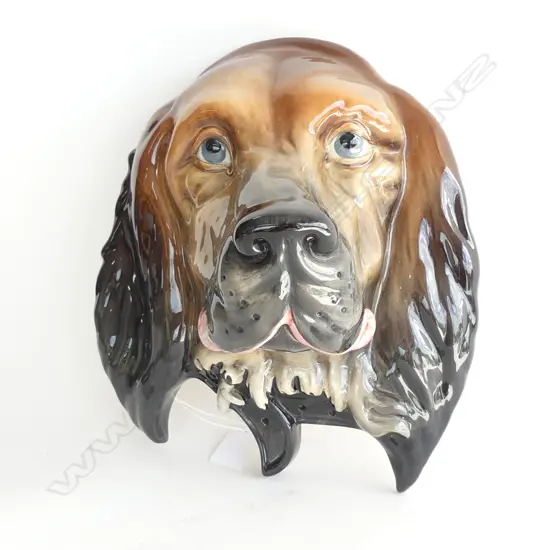 VINTAGE BESWICK RED SETTER WALL PLAQUE H. 280mm x W. 270mm